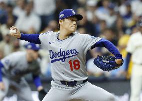 Baseball: Championship Series between Dodgers and Brewers