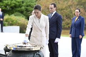 CROWN PRINCESS IN SEOUL