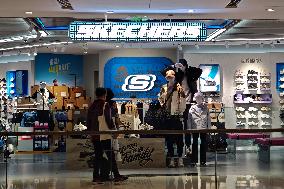 SKECHERS Store