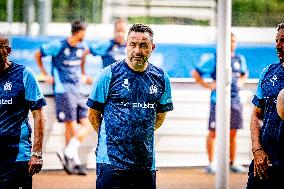 Roberto De Zerbi Portrait In Zeist - Netherlands