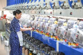 Export Embroidery Products Producing in Huzhou