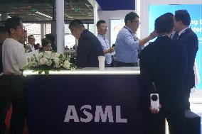 ASML