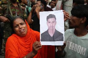 Bangladesh Garment Factory Fire Kills at Least 16