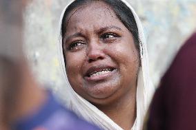 Bangladesh Garment Factory Fire Kills at Least 16