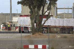 Gaza-bound aid truck after ceasefire