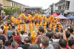 Temple Fair in Huzhou