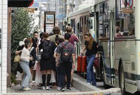 Foreign visitors to Japan rise at record pace
