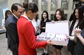 CROWN PRINCESS IN SEOUL