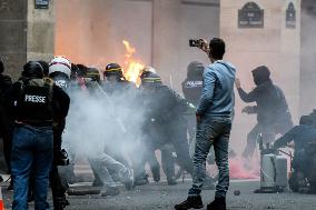 Filming Of Quentin Dupieux New Movie Full Phil - Paris