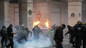 Filming Of Quentin Dupieux New Movie Full Phil - Paris