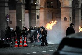 Filming Of Quentin Dupieux New Movie Full Phil - Paris