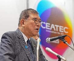 Japan PM Ishiba at electronics show