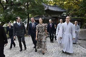 CROWN PRINCESS IN SEOUL