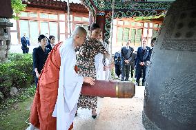 CROWN PRINCESS IN SEOUL