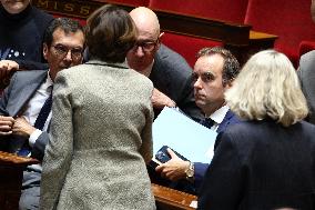 No-Confidence Motion Against Prime Minister Lecornu Government - Vote - Paris