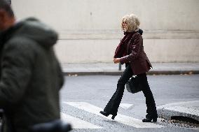 Exclu - Brigitte Macron Arrives at Matignon - Paris