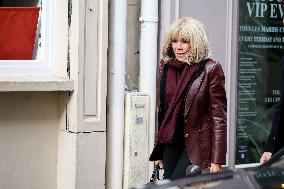 Exclu - Brigitte Macron Arrives at Matignon - Paris