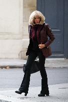Exclu - Brigitte Macron Arrives at Matignon - Paris