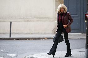 Exclu - Brigitte Macron Arrives at Matignon - Paris