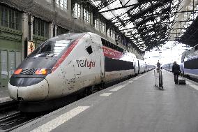 Illustration - Train