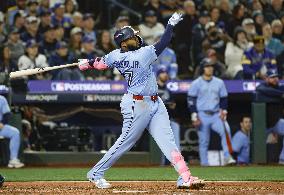 Baseball: AL Championship Series between Blue Jays and Mariners