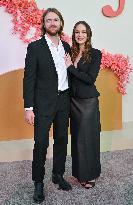 Netflix’s ‘Nobody Wants This’ season 2 Premiere