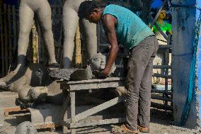 Indian City Prepares Diwali