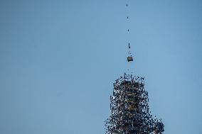 Golden Crown Reinstalled On Virgin Statue - Marseille