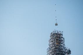 Golden Crown Reinstalled On Virgin Statue - Marseille