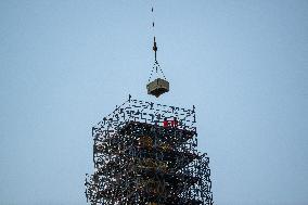 Golden Crown Reinstalled On Virgin Statue - Marseille