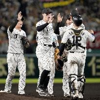 Baseball: CL Climax Series final stage