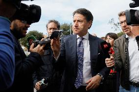 Bomb Attack Targets Journalist's Home - Rome