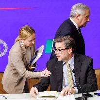 Government Ministers Present Budget Law In Rome