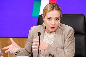 Government Ministers Present Budget Law In Rome