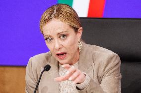 Government Ministers Present Budget Law In Rome