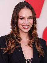 Nobody Wants This Season 2 Premiere - LA