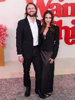 Nobody Wants This Season 2 Premiere - LA