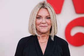 Nobody Wants This Season 2 Premiere - LA