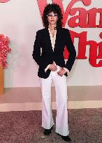 Nobody Wants This Season 2 Premiere - LA