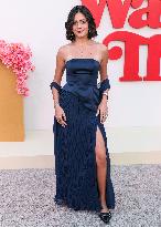 Nobody Wants This Season 2 Premiere - LA