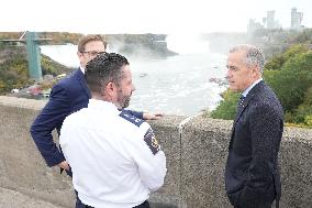 PM Mark Carney At Rainbow Bridge Border Crossing - Niagara Falls