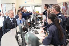 PM Mark Carney At Rainbow Bridge Border Crossing - Niagara Falls