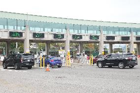 PM Mark Carney At Rainbow Bridge Border Crossing - Niagara Falls