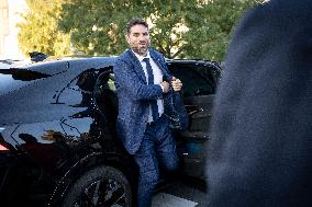 Vincent Jeanbrun visits sensitive HLM neighborhoods - Around Melun AJ