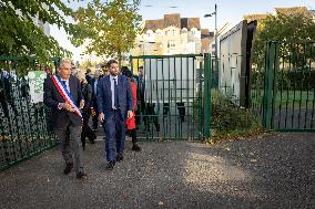 Vincent Jeanbrun visits sensitive HLM neighborhoods - Around Melun AJ