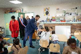 Vincent Jeanbrun visits sensitive HLM neighborhoods - Around Melun AJ