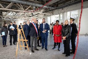 Vincent Jeanbrun visits sensitive HLM neighborhoods - Around Melun AJ