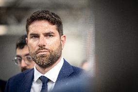 Vincent Jeanbrun visits sensitive HLM neighborhoods - Around Melun AJ