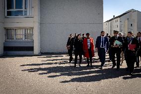 Vincent Jeanbrun visits sensitive HLM neighborhoods - Around Melun AJ