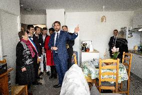 Vincent Jeanbrun visits sensitive HLM neighborhoods - Around Melun AJ